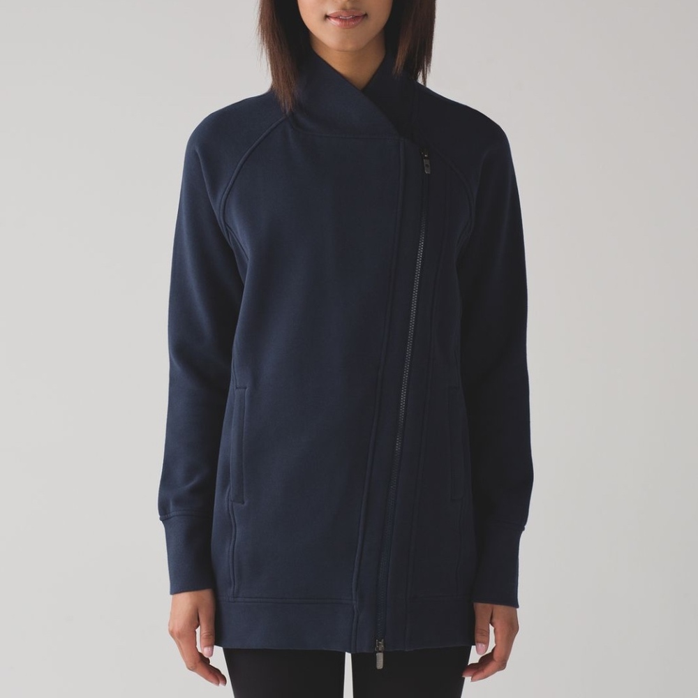 Lululemon Back to it Wrap